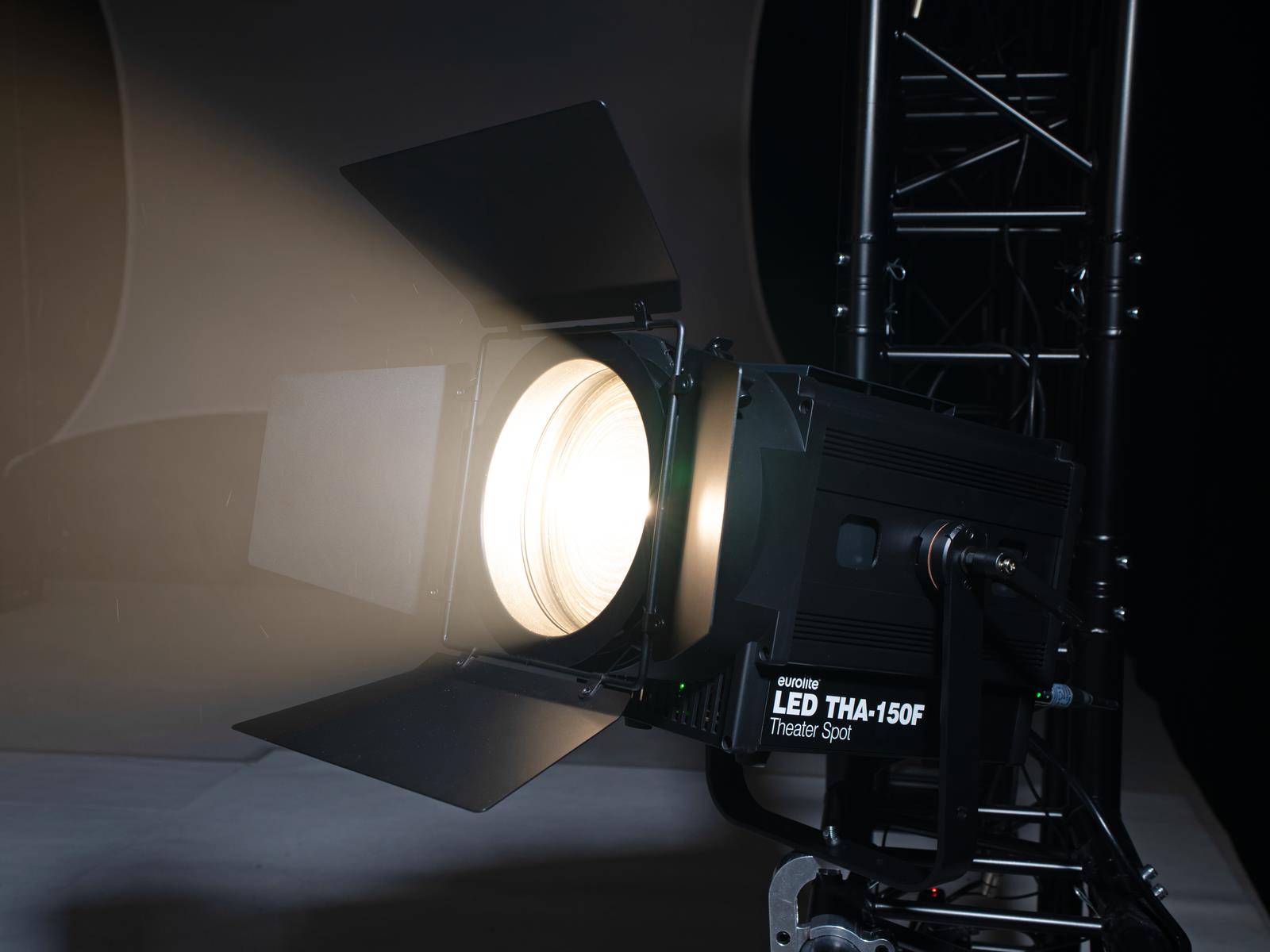 EUROLITE LED THA-150F Theater-Spot