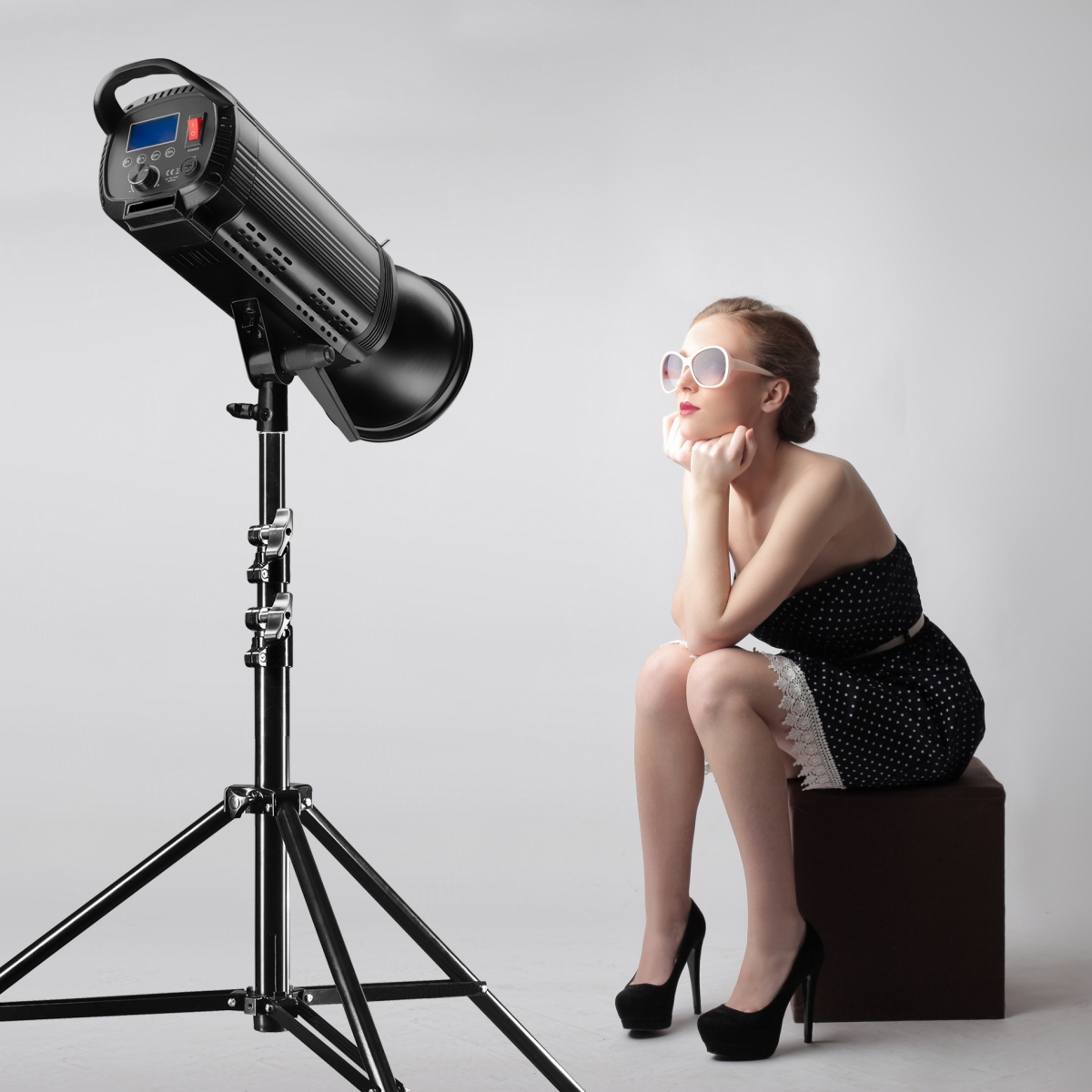 Walimex pro LED Niova 200 Plus Daylight 200W Foto Video Studioleuchte