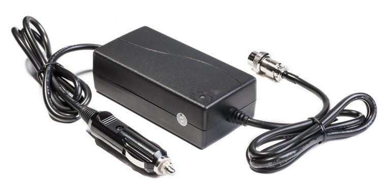 PRIOLITE Ladegerät 16V zum Anschluss an die Autobatterie