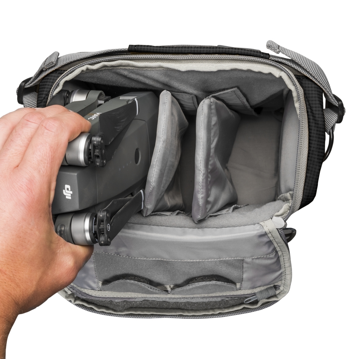 Mantona elements Outdoor Rucksack schwarz