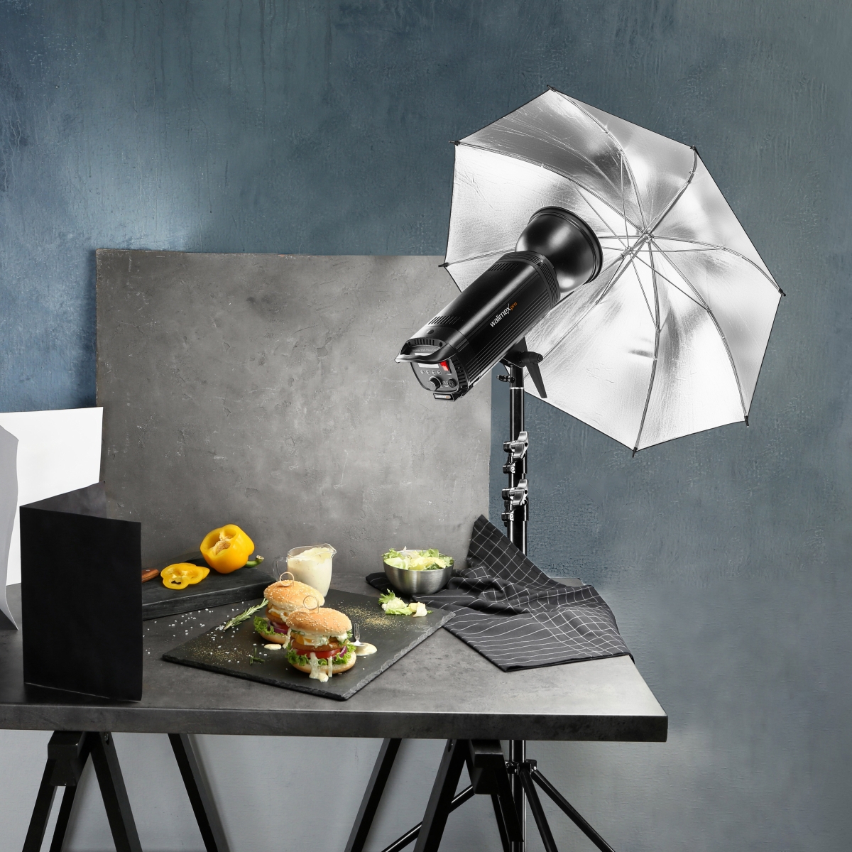 Walimex pro LED Niova 200 Plus Daylight 200W Foto Video Studioleuchte